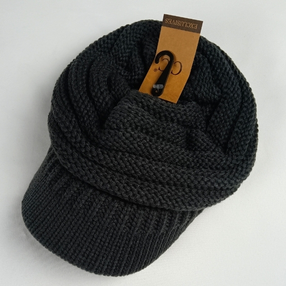 C.C Womens Knitted Cap. - Picture 10 of 11